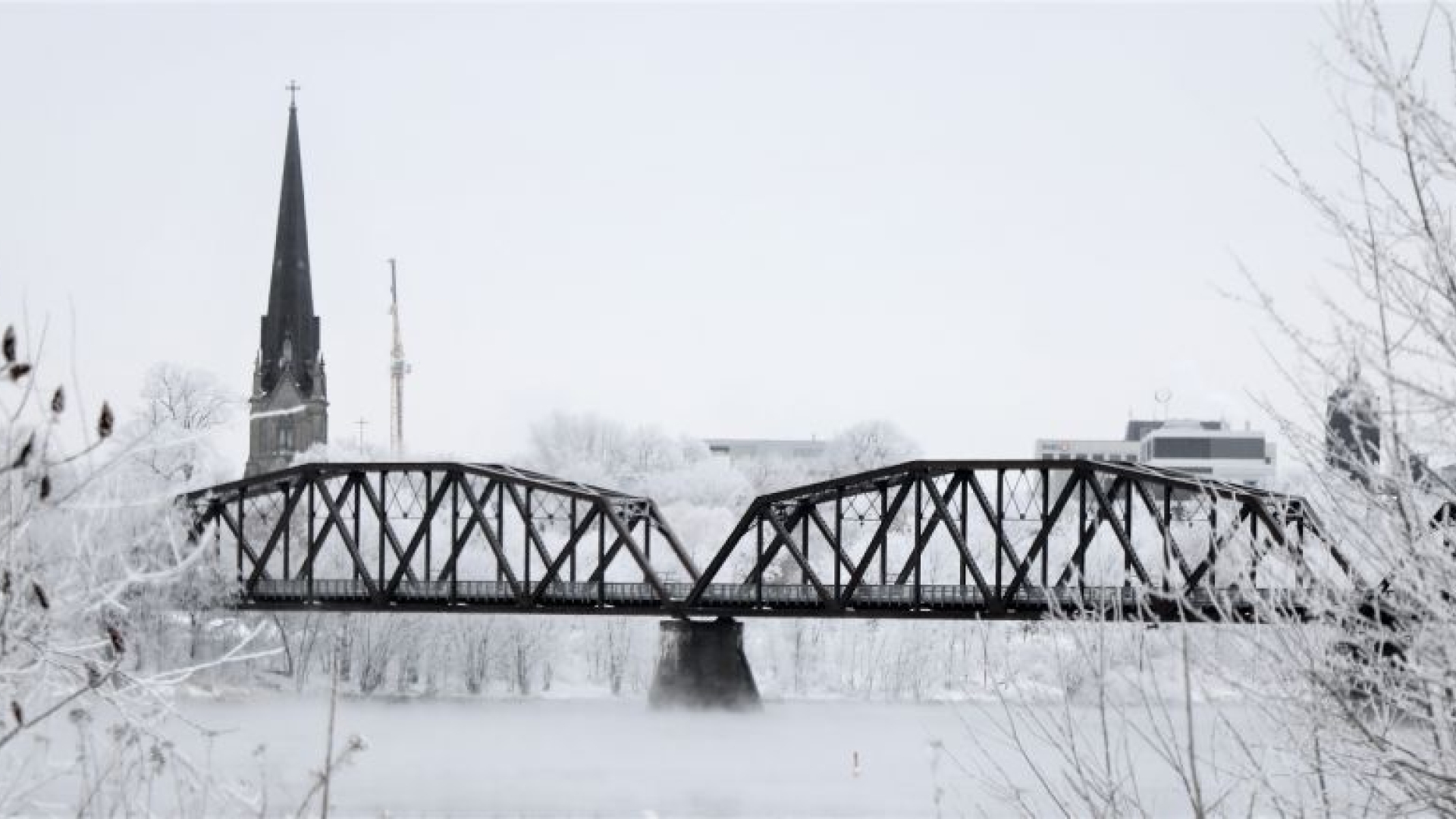 Winter Bill Thorpe Walking Bridge