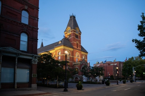 bmo fredericton hours of operation